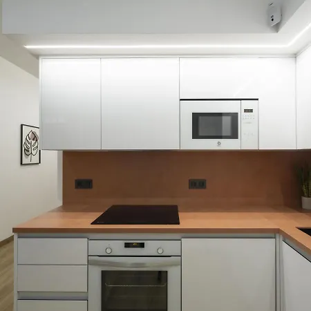 Mª Luisa De Dios, By Daimar Гранада